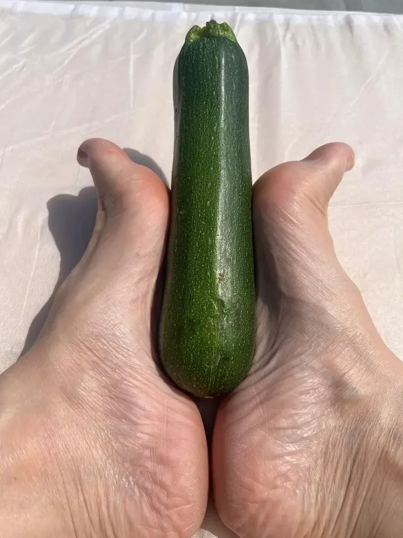 Leak & nude 1 — Feethotlove