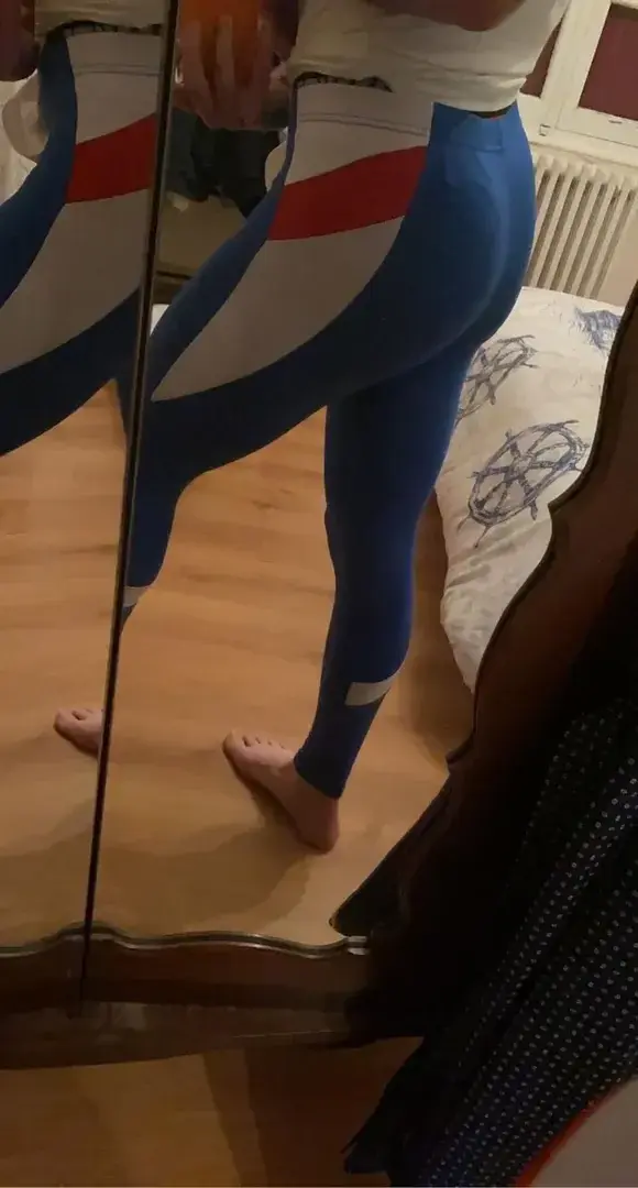 Leak & nude 1 — Sarelup