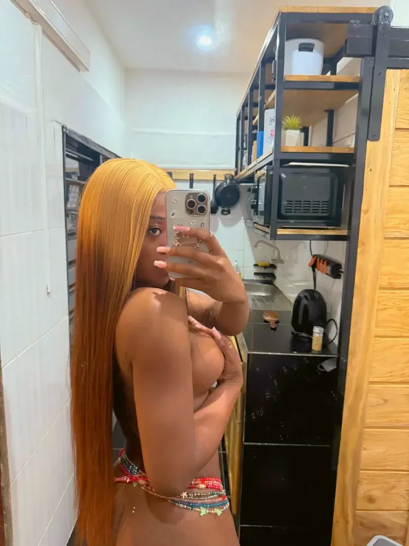 Leak & nude 1 — Evra2324