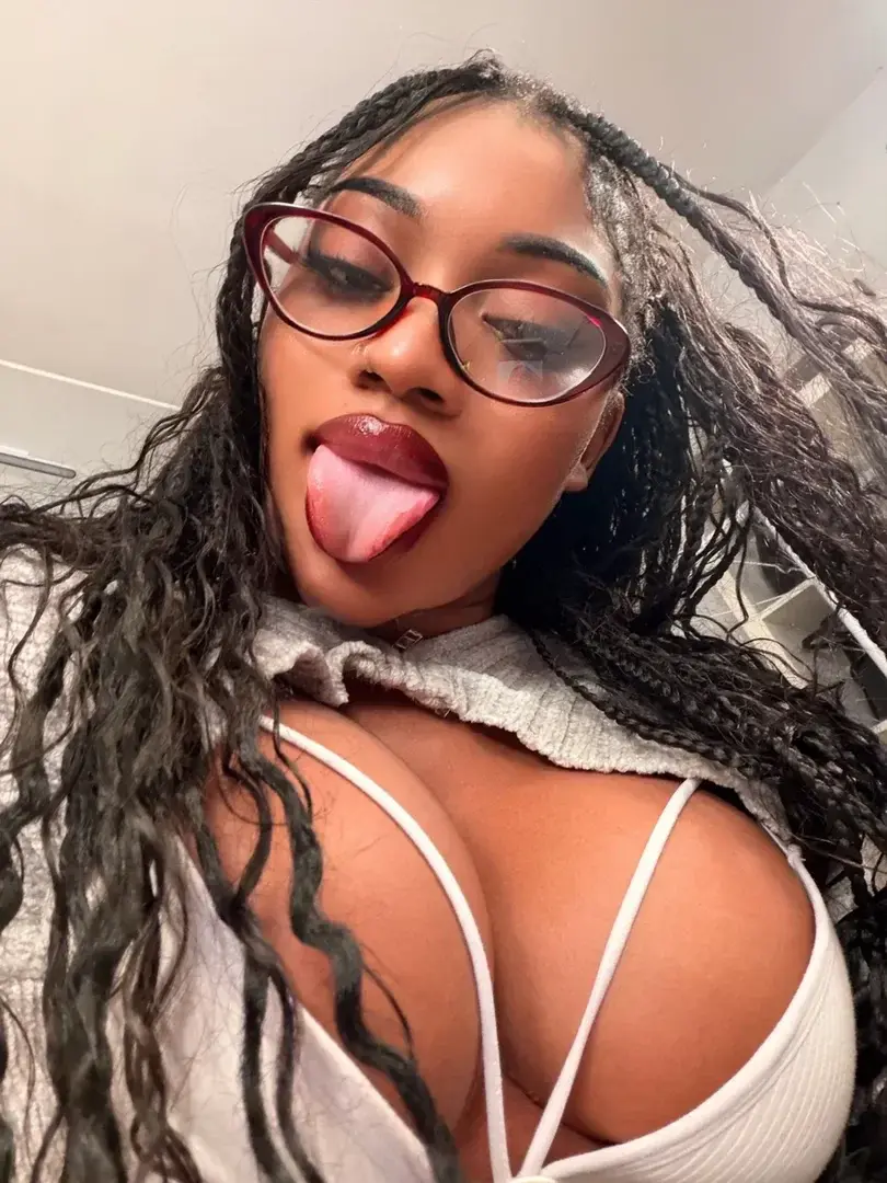 Leak & nude 7 — Evra2324