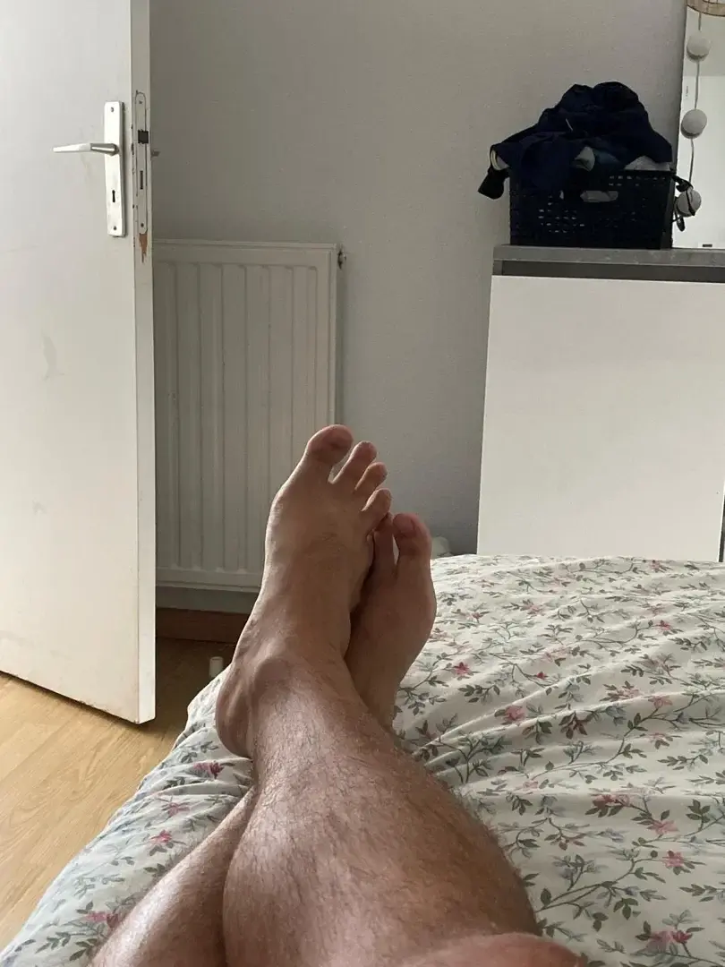 Leak & nude 1 — Florian-feet