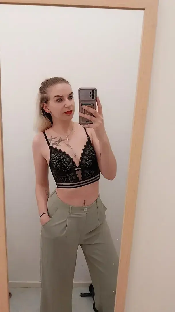 Leak & nude 2 — Victoria_tatoo