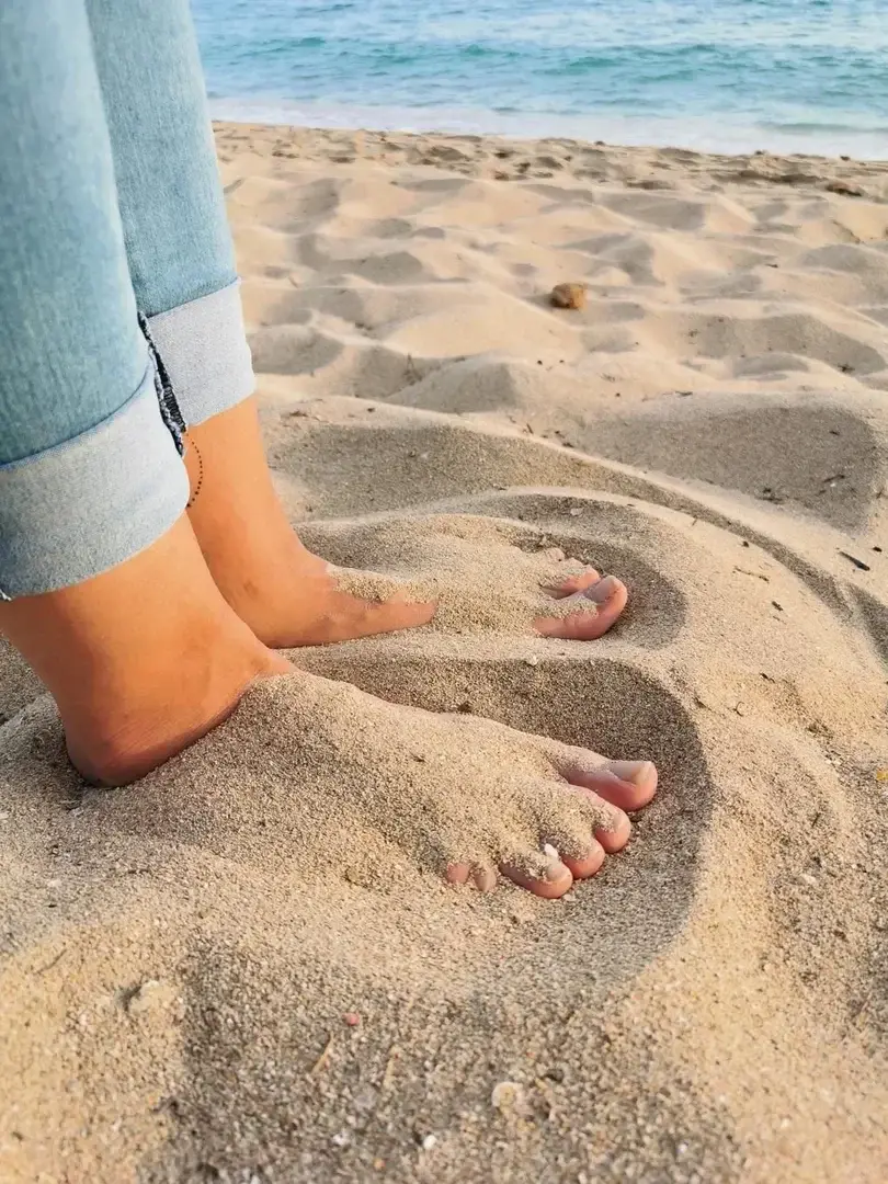 Leak & nude 13 — Dama-nogi_feet