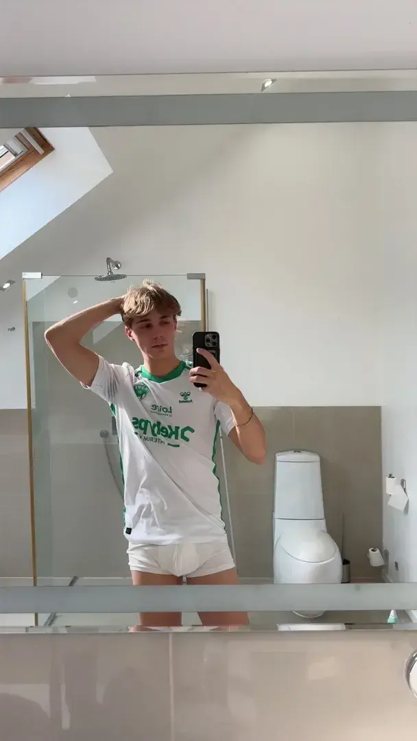 Leak & nude 10 — Barbertom6