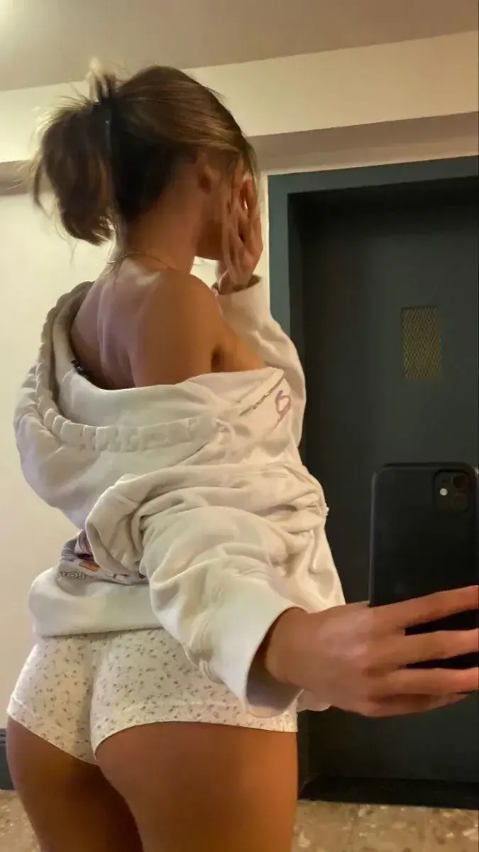 Leak & nude 2 — Lexanne