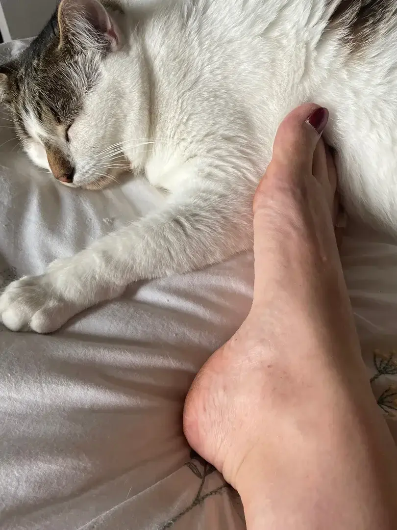 Leak & nude 3 — Piedamour61