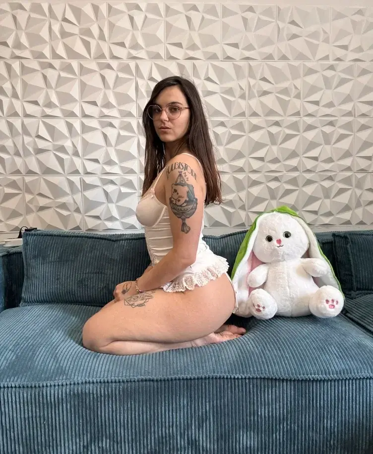 Nalya - Photo exclusive MYM 3 | French Modèles