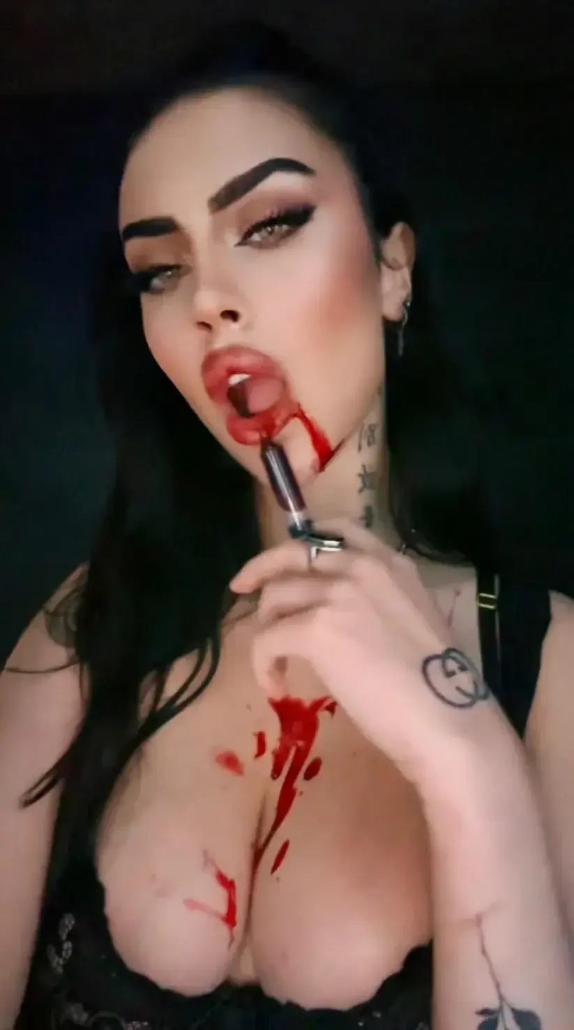 Je t’attends rejoins moi ici pour plus de 🔞 bb -80% sur les abonnements avec le code HALLOWEEN80 🎃🩸😏