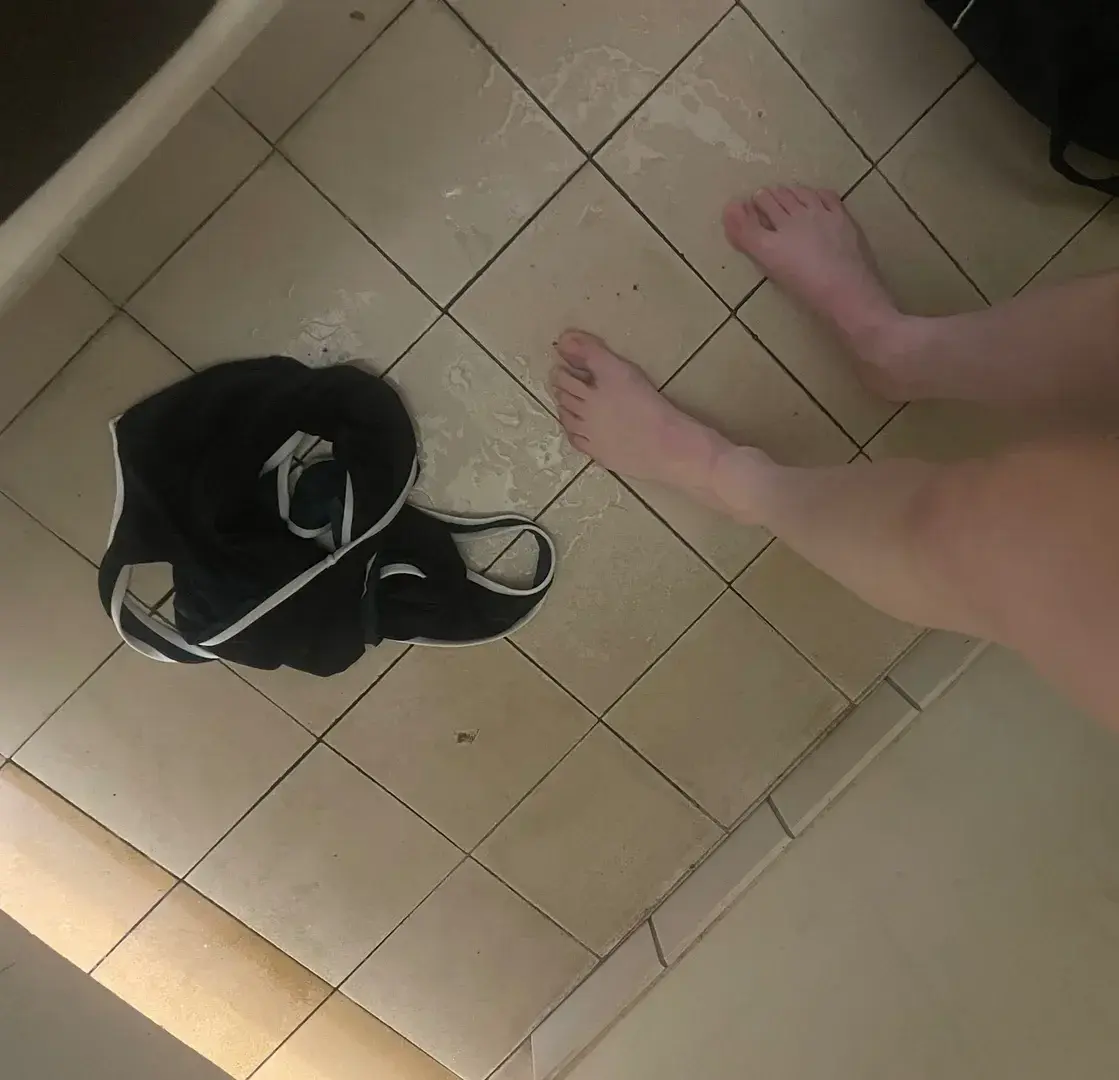 Leak & nude 4 — Foxyfeet_taille35
