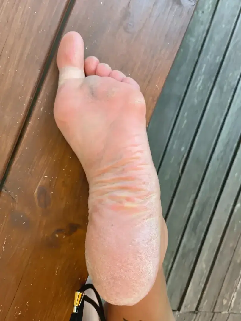 Leak & nude 8 — Goddess_with_big_feet