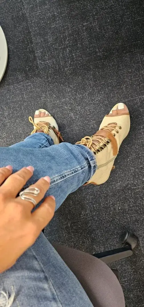 Leak & nude 15 — Feet_sexy_milf