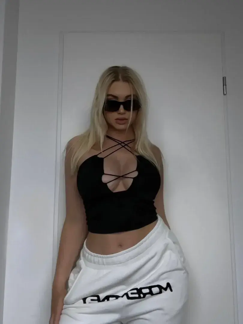 Leak & nude 2 — Meli1710_