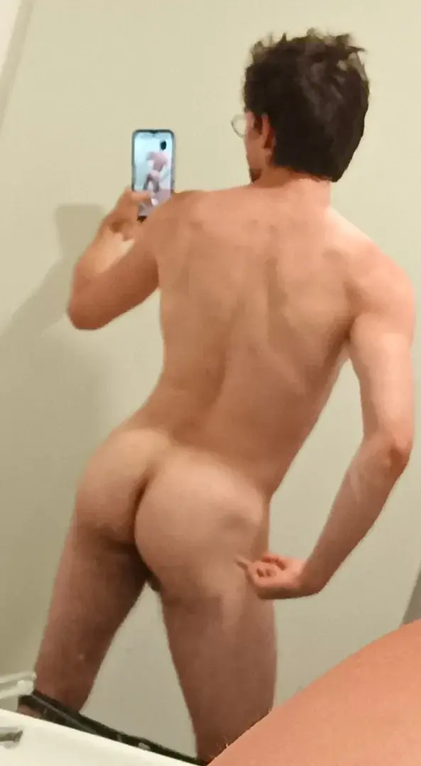 Leak & nude 1 — Mea_ndres