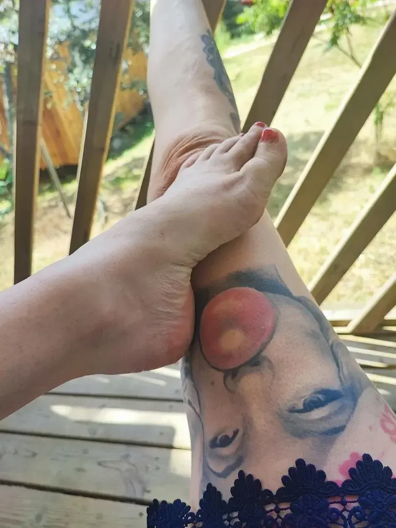 Leak & nude 1 — Naughtytravellingfeet