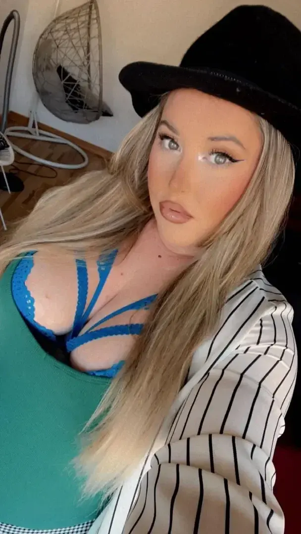 Leak & nude 2 — Barbiegirl_1