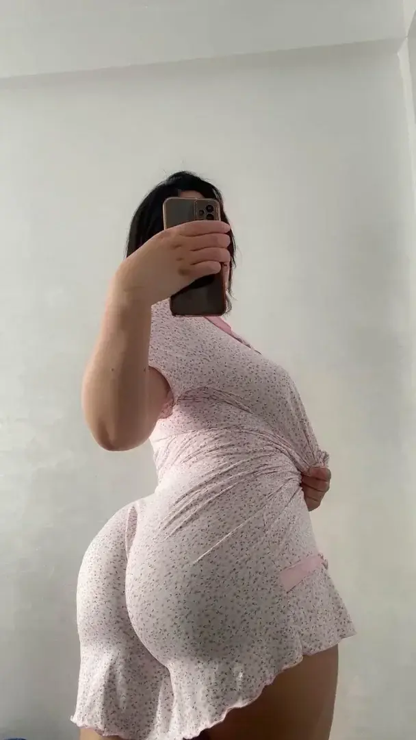 Leak public de Foufa_nutella — « 🍑💞 » (nude) sur MYM