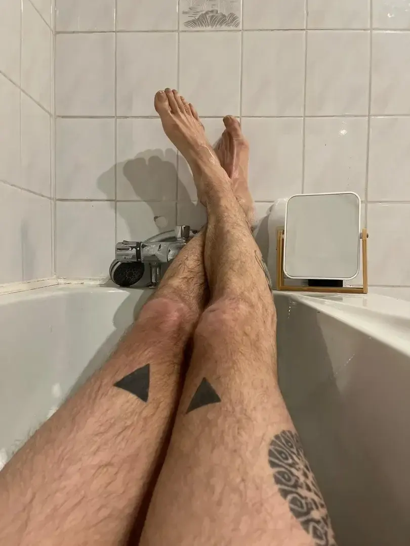 Leak & nude 2 — Samo-deep