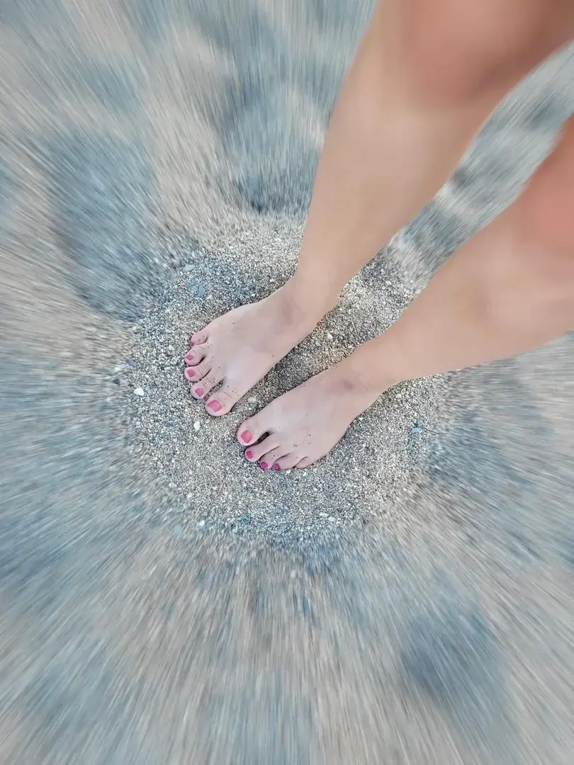 Leak & nude 7 — Mylene_hotfeet