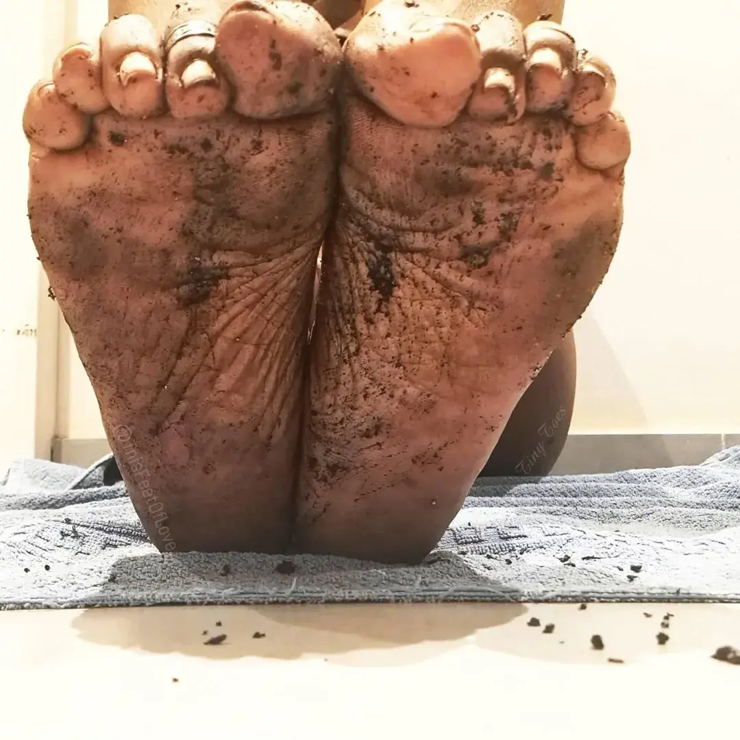 Leak & nude 12 — Prettytinytoes