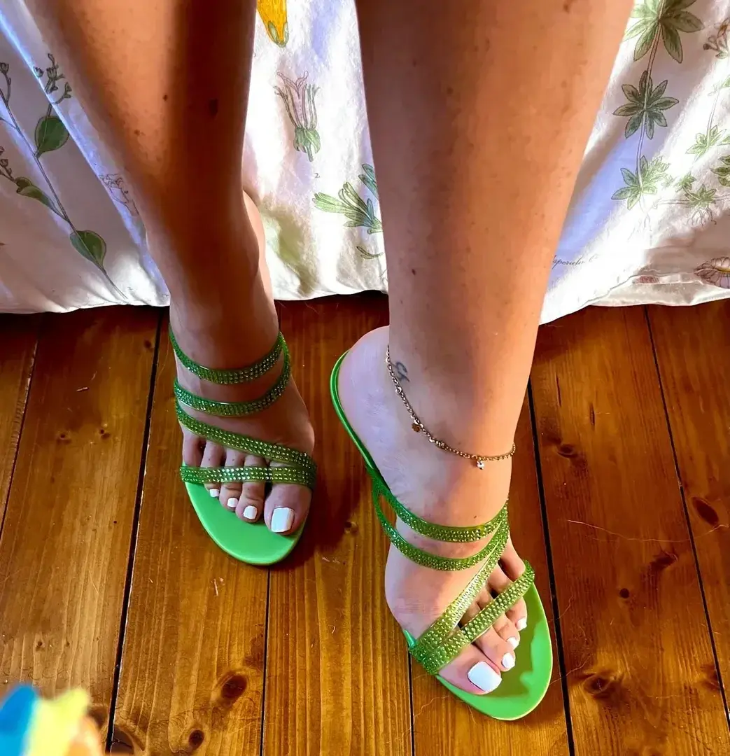Leak & nude 10 — Katalinacutiefoot