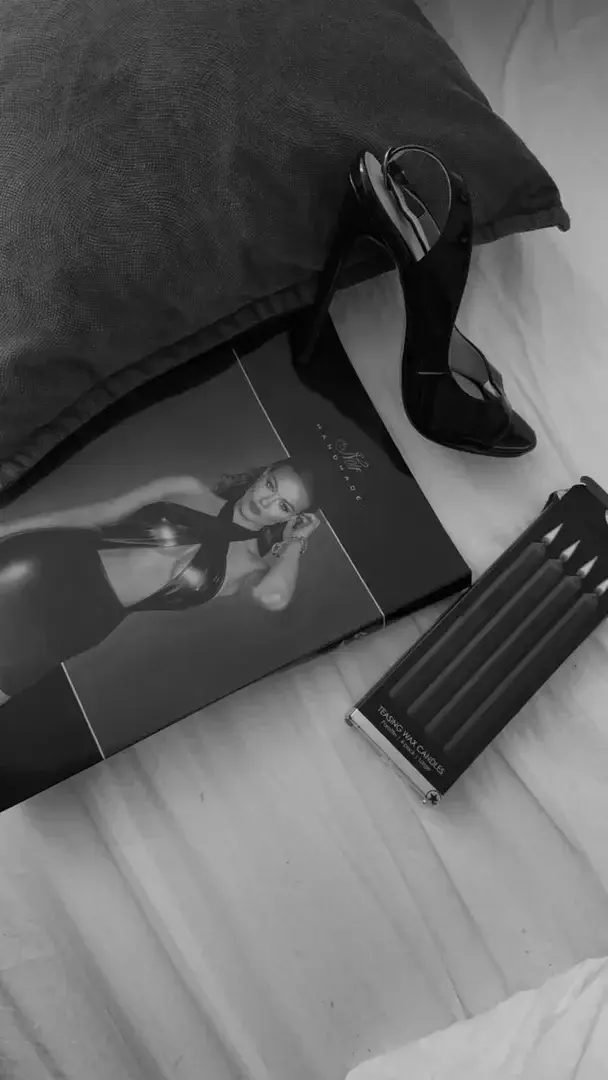 Leak & nude 9 — Petite_lea