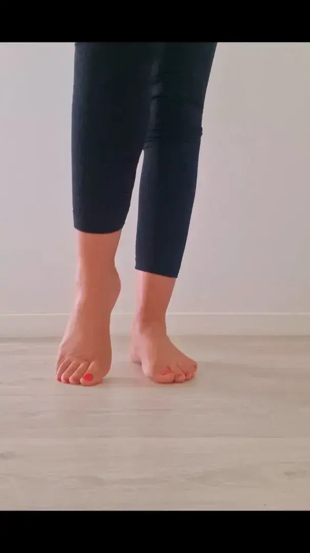 Leak & nude 1 — Feets_mistress
