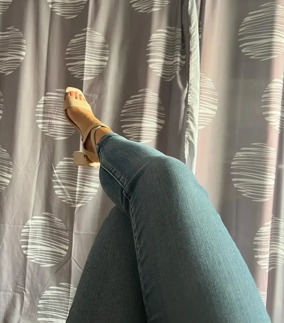 Leak & nude 2 — Feet_girl_love59