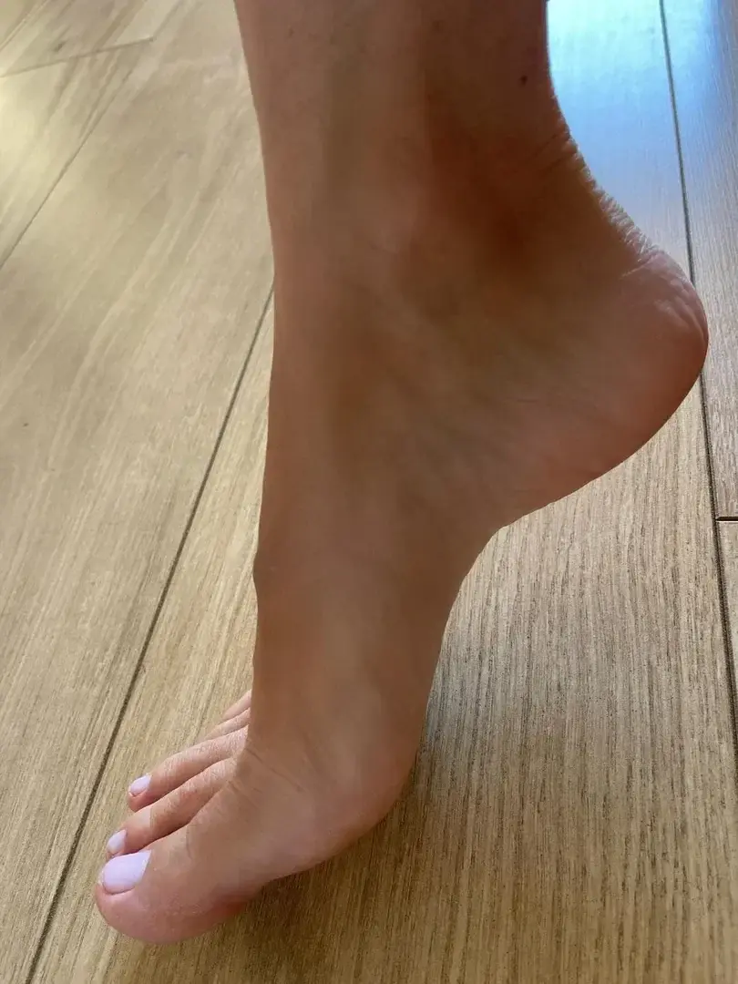 Leak & nude 2 — Agathelovelyfeet