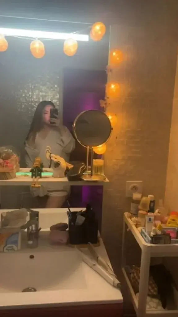 Leak & nude 1 — virginie_msr01