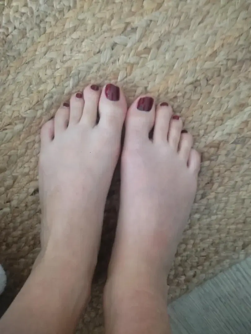 Leak & nude 3 — Footpicturefan