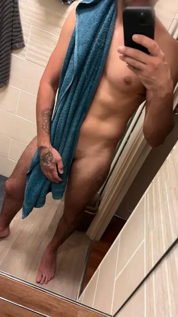 Leak & nude 4 — Le_d_18