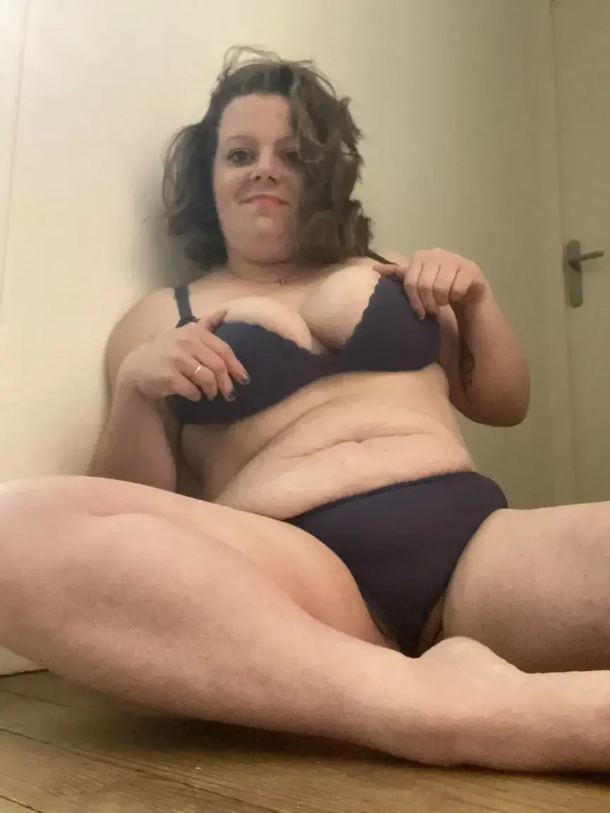Leak & nude 3 — Juni3-