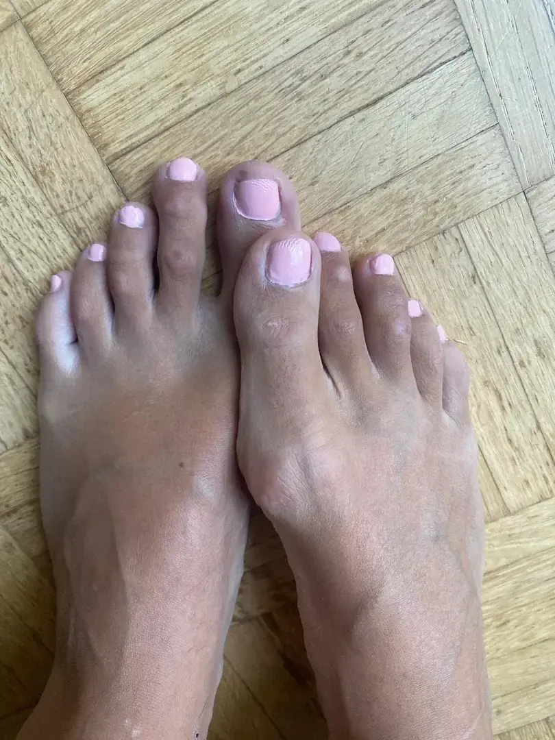 Leak & nude 3 — Piedsdemarie
