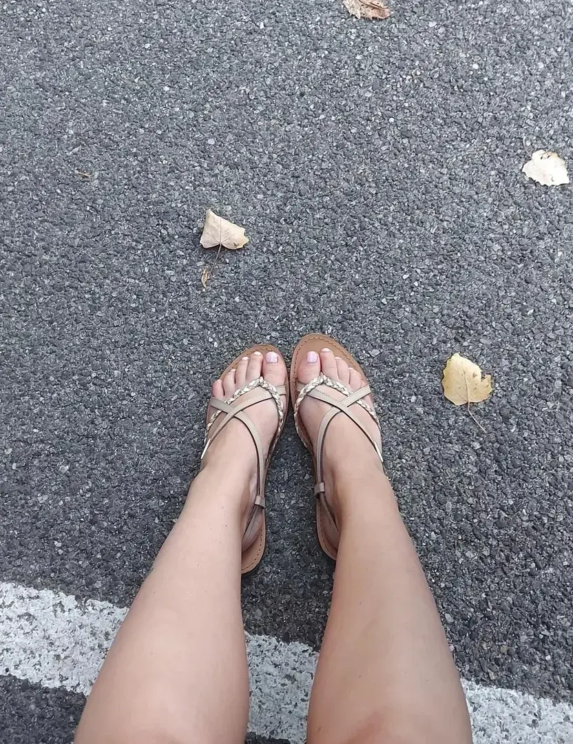 Leak & nude 8 — Annabelle_greekfeet