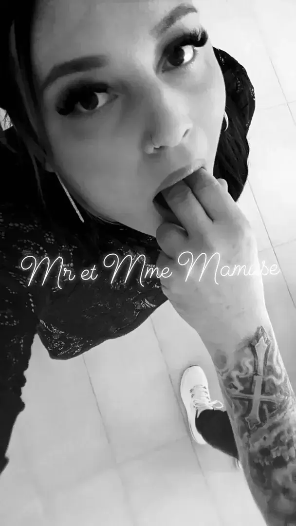 Leak & nude MYM — Mamuse : « Leçon d'obéissance.... » (MYM)