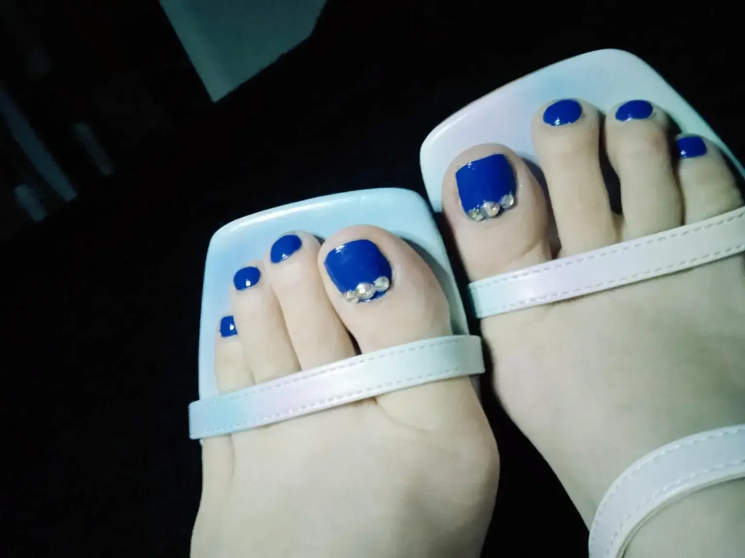 Leak & nude 3 — Pieds_29