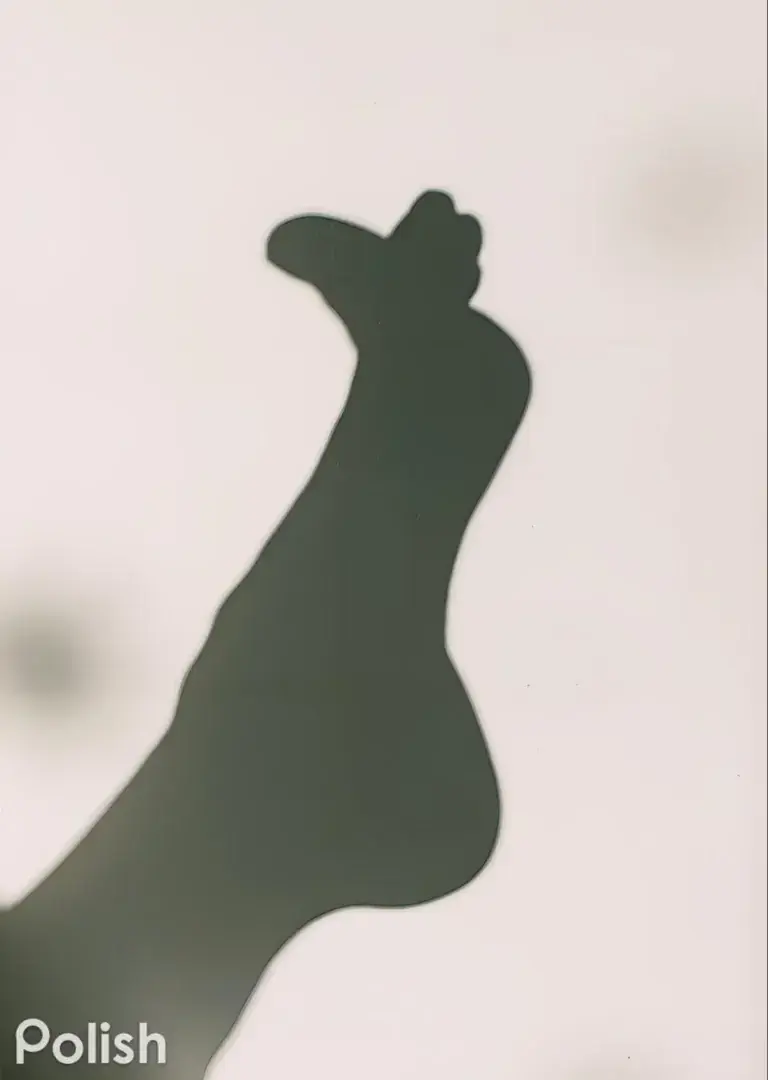 Leak & nude 1 — Pieds_a_volonte