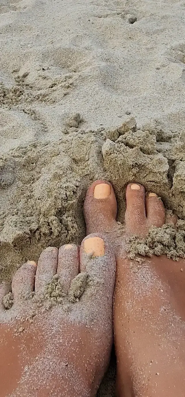Leak & nude 1 — Les_petits_pieds05