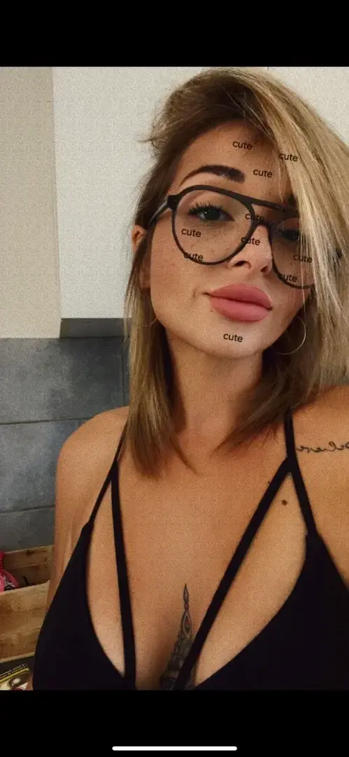 Leak & nude 1 — Lucrecia003