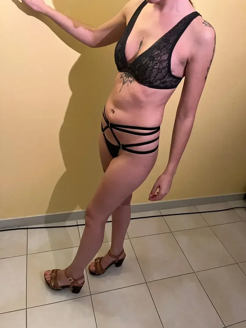 Leak & nude 3 — Nessnessy239666