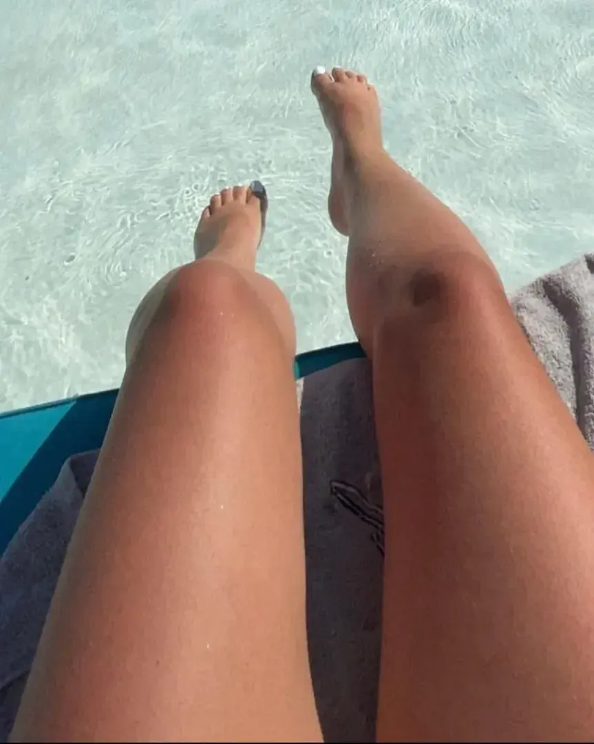 Leak & nude 1 — Feetlovefrenchgirl