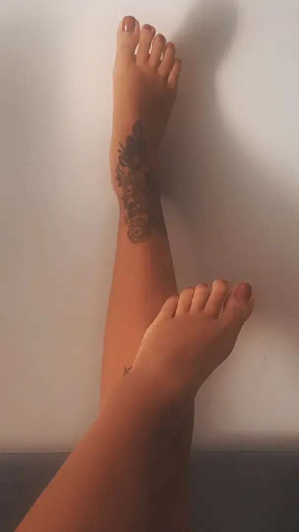 Leak & nude 1 — Piedasie_jolie