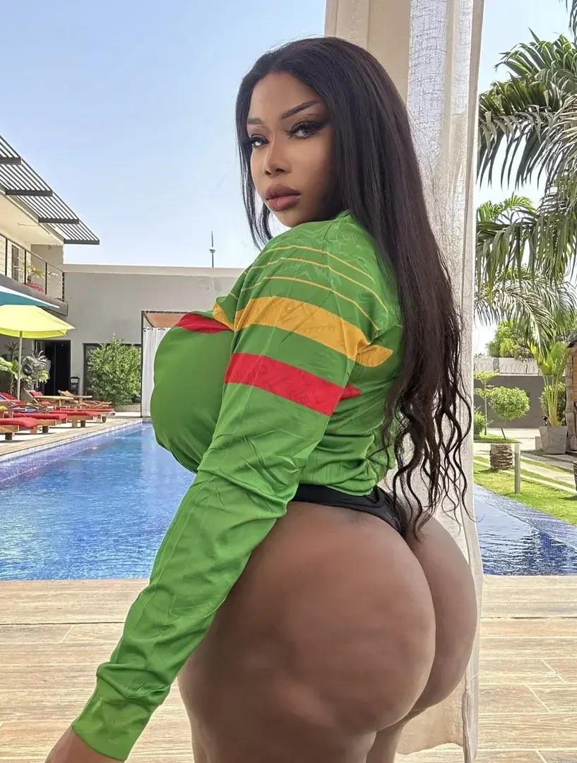 💞 Abo gratuit à vie, rejoins-moi avant que ça change 😈