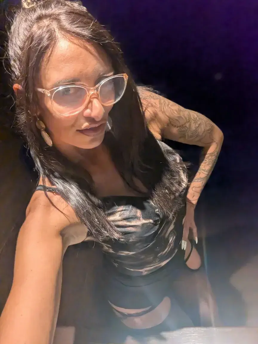 Leak & nude MYM — GloryZavatrash : « Tenue de la 2e soirée gb🔥 » (MYM)