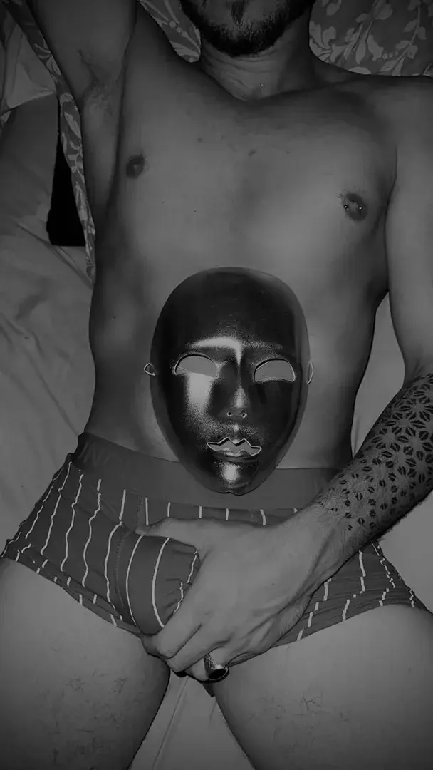 Leak & nude 4 — Monsieur_123