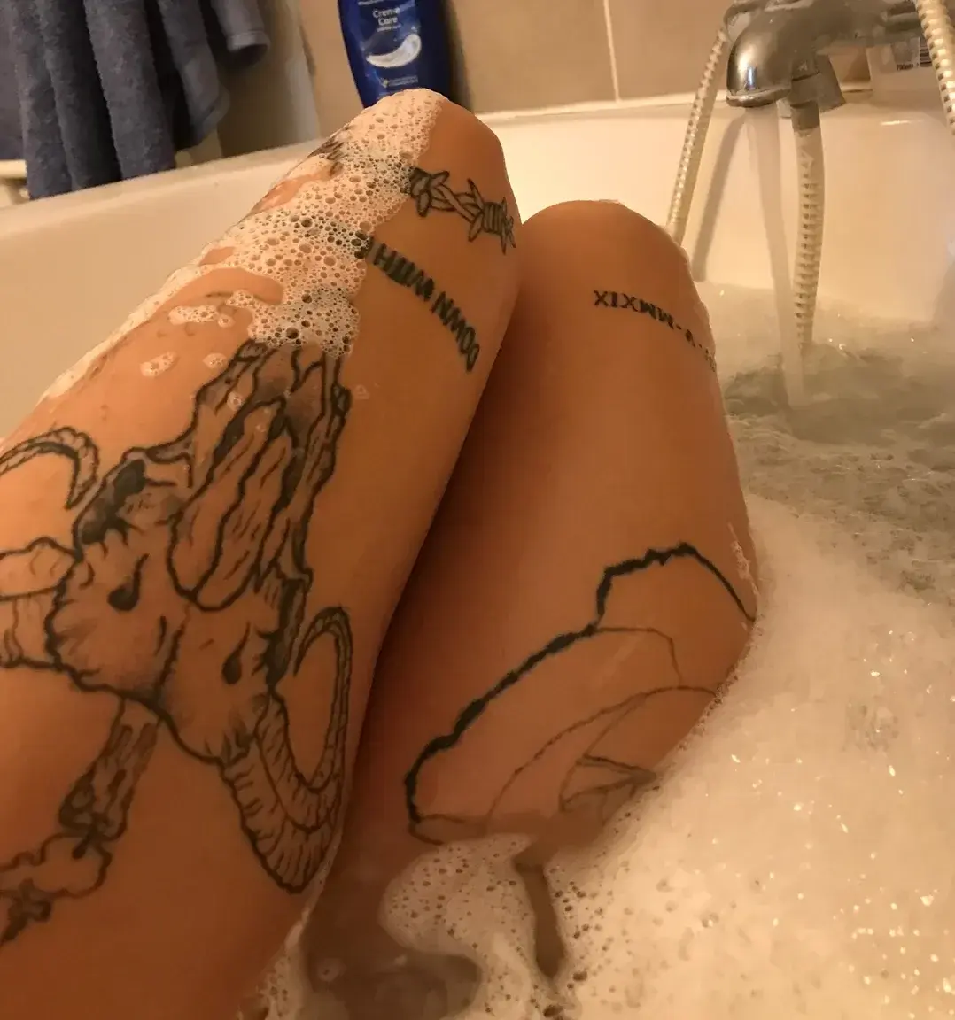 Leak & nude 4 — Bathory