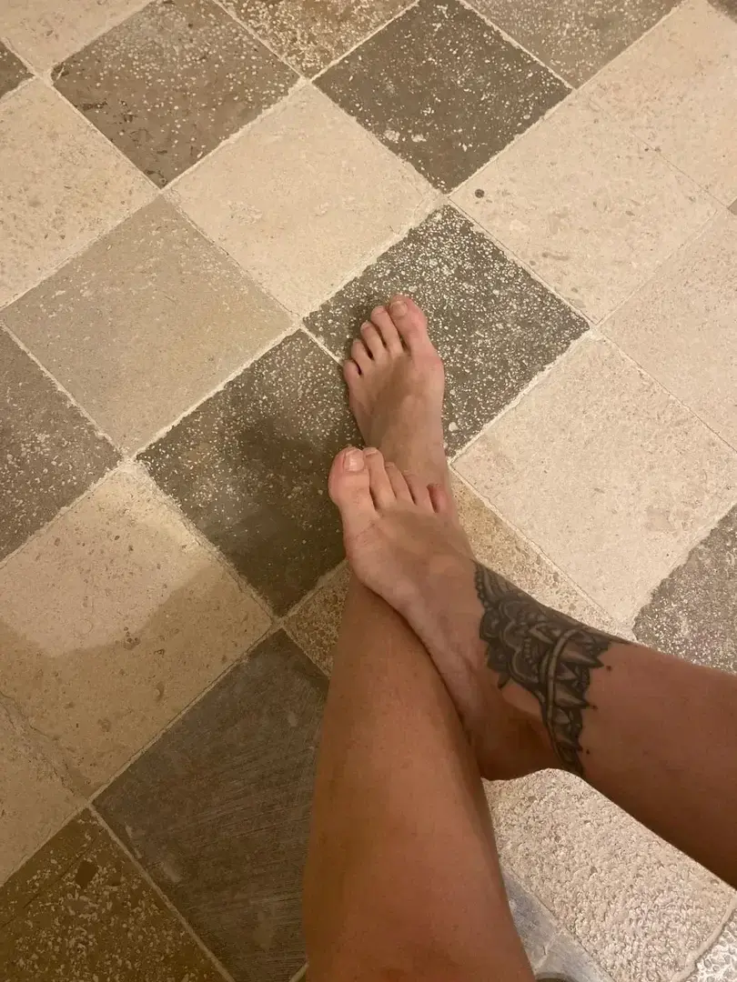 Leak & nude 4 — Crazzyfeet_