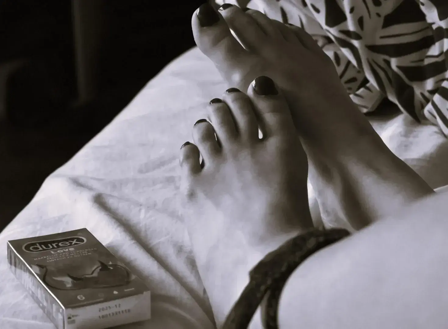 Leak & nude 3 — Maria-feet-35