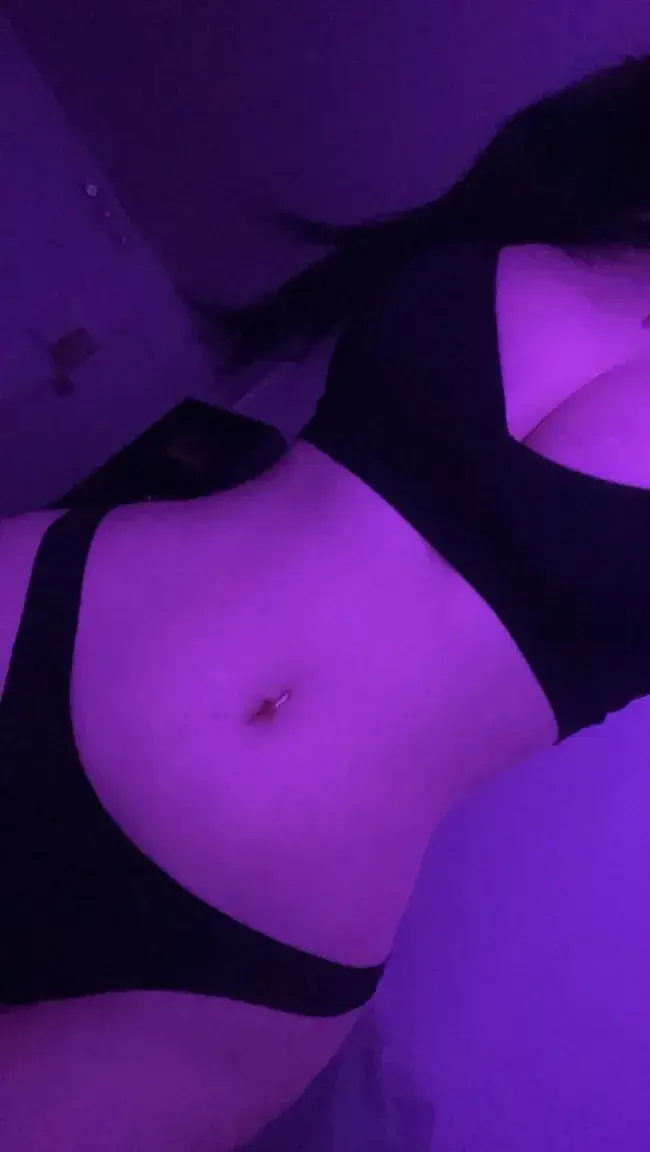 Leak & nude MYM — Lu_divine_01 : « Mon abonnement est gratuit sans code promo , viens discuté je ne mange pas hahaah , parfois on fait des ********* de dingueeee donc peut etre qu'on va matché ensemble 🫶🏼 » (MYM)