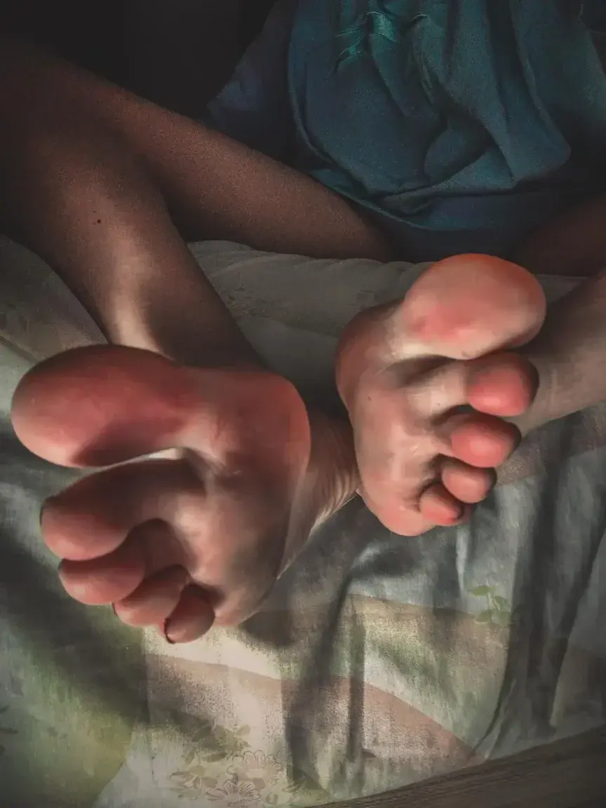 Leak & nude 2 — Feet_emi